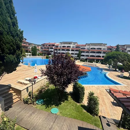 каса реал с 2 спальнями 2 этаж * Светий Влас