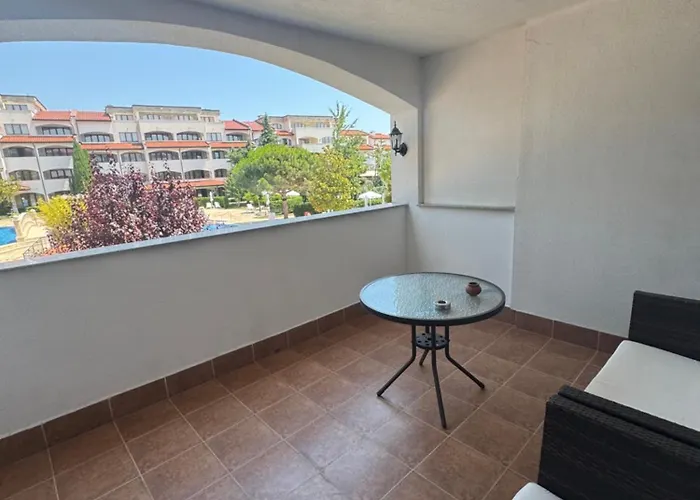 каса реал с 2 спальнями 2 этаж Apartament *