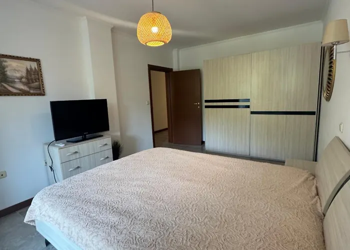 каса реал с 2 спальнями 2 этаж *